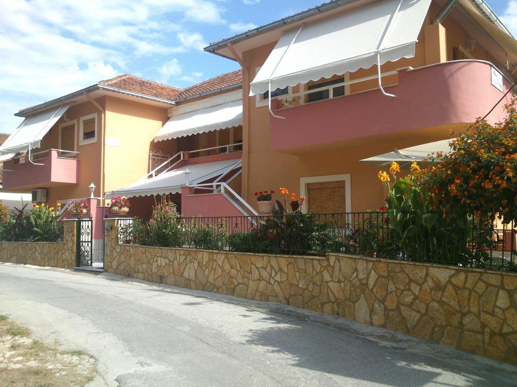 Villa Ira Studios - Apartments Parga Exterior photo